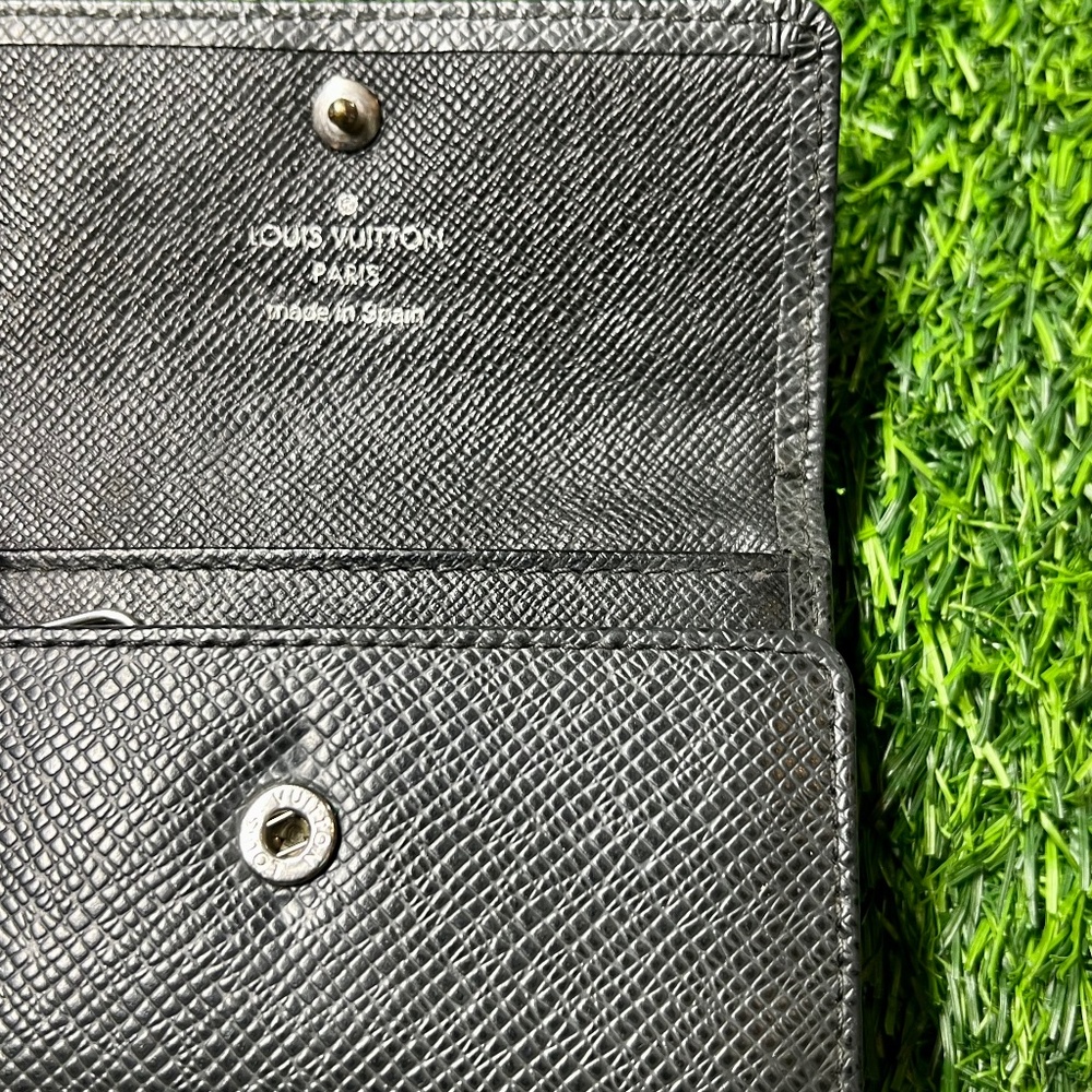 Vintage 2000s Louis Vuitton Tiara Noir Leather 6 Key Case Wallet - Picture 6 of 9